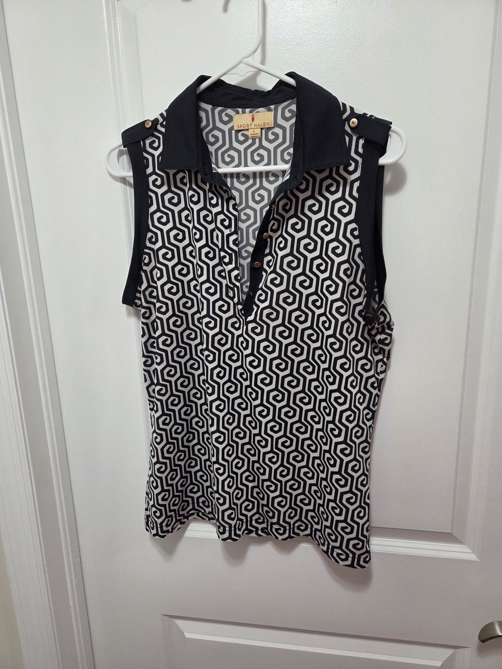 Sport Haley Black and White Geometric Sleeveless Polo